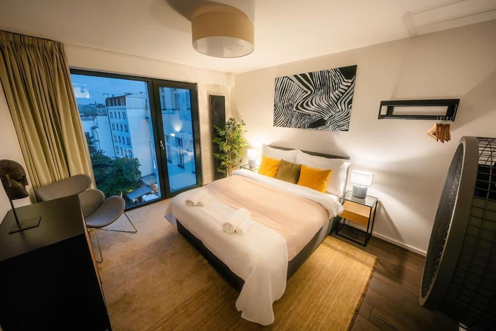 Apartamento 5br+2bath Old Town Loft Luxe Brickhouse, A/c